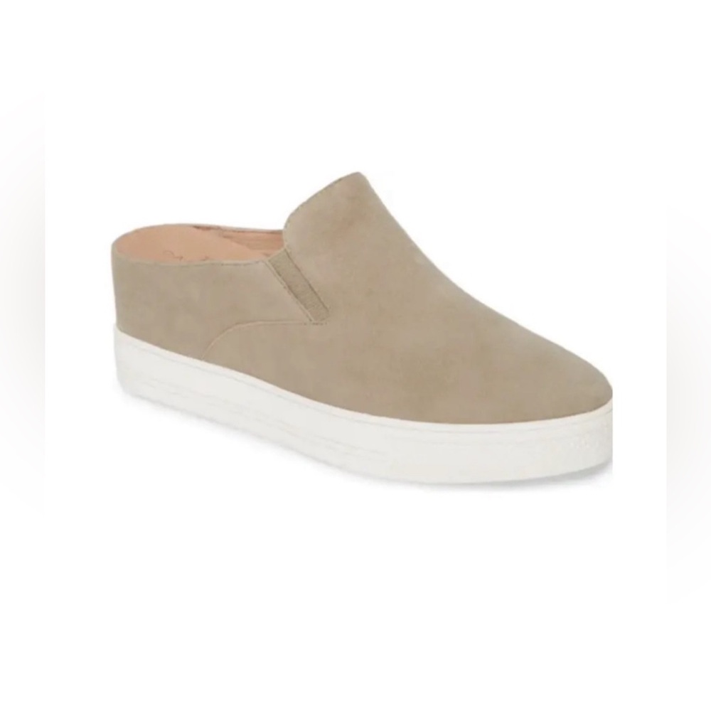 Caslon Taupe slip on sneaker 12m